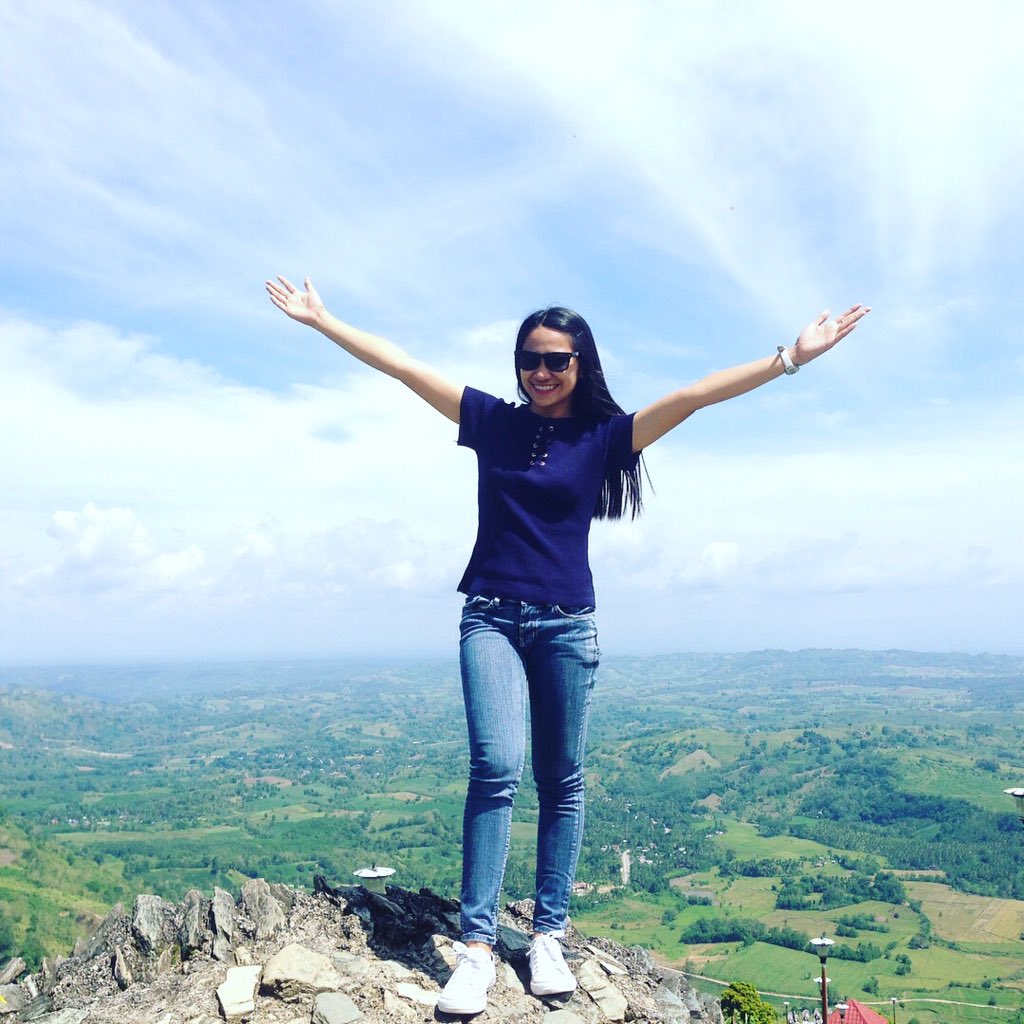 singail_abby's tweet photo. “To Travel is to Live” 👣
#onedaytravel #hillsview #buda https://t.co/VK23tDq0H8