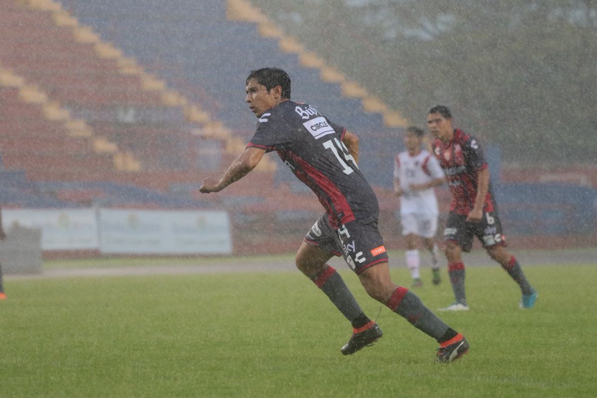 ClubNecaxa's tweet photo. #PretemporadaNecaxa⚡| #ATLvsNEC | 0 - 1 | ¡Gol de Necaxa! Matías Fernández abrió el marcador tras una buena jugada colectiva de los Rayos. https://t.co/CcsV30wiPr