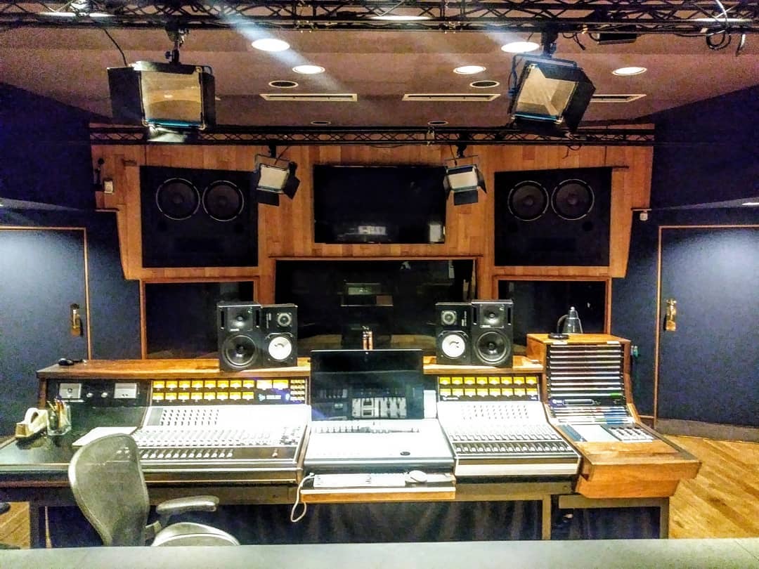 GromTunes's tweet photo. We will be announcing our first guest on Monday!!
#musicshow #gromtunes #recordingstudio https://t.co/SaPj8VA71Y