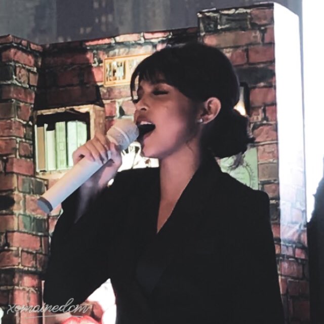 elizziechse's tweet photo. Imagine... 

🎫 On Tour: That Girl, Maine. 📀💛🎤

And now, I can't wait for an album tour, sold-out concert and more. So proud of you, @mainedcm i love you tons! 😭♥️

#MaineSingsWithBWBoys https://t.co/Tcbqy1W506