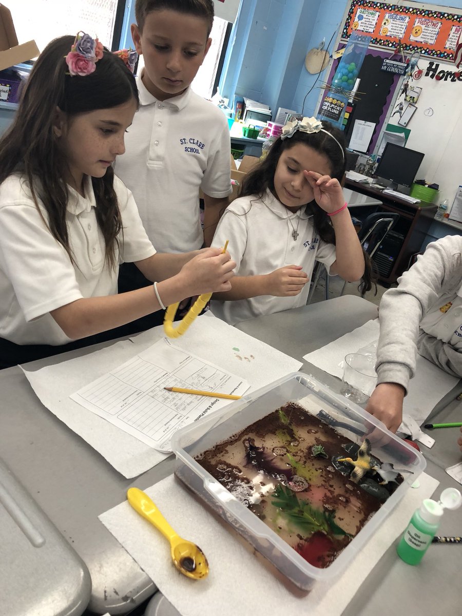 SCSMsMueller's tweet image. Testing out different plans for an effective oil spill clean up! #STEMeducation #scsscience