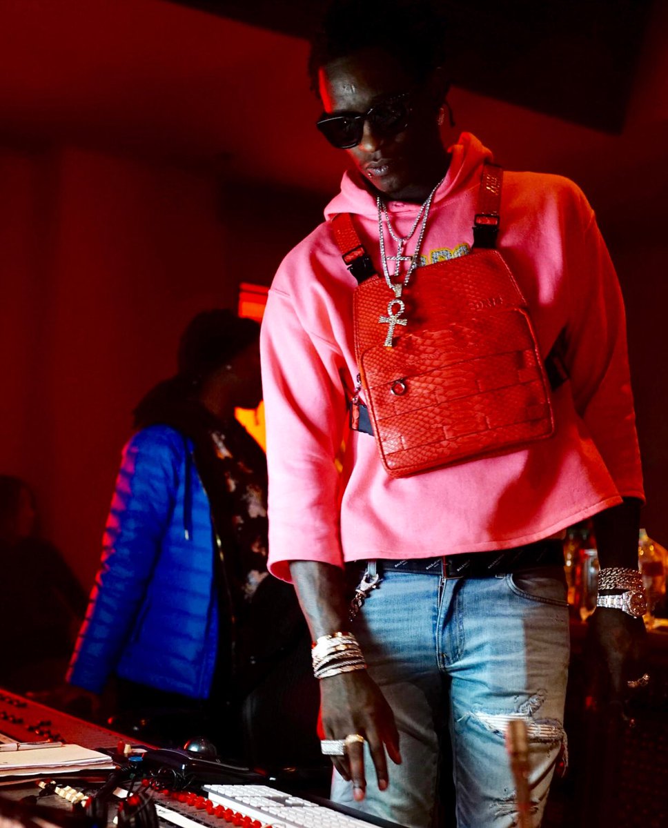 leroclimited's tweet photo. Designer Leather Goods and Craftsman #Sheronbarber creates impeccable chest bags that are impossible to miss in the HipHop Fashion Industry (Check Artist Co-Signs) #NEWAGEDRIP #HipHopFashion ✔️🔥🔥 https://t.co/nm5kch0bA6