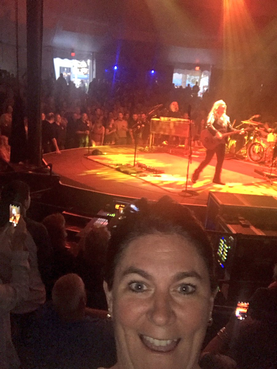 tracypost's tweet image. Just a couple of badass chicks here... @metheridge #melfie