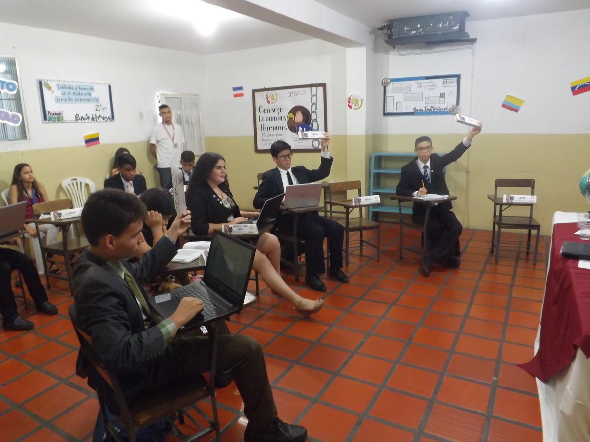 ERsmun's tweet photo. mira un poco de lo que tenemos para ti https://t.co/YUKtl5DAMG