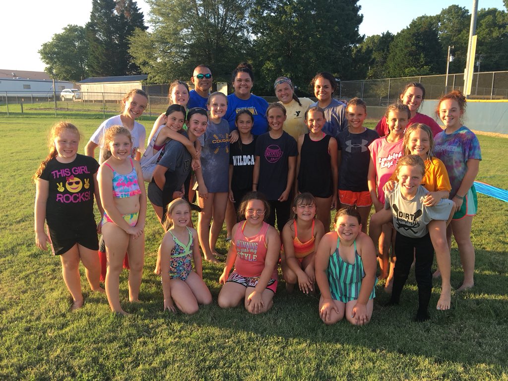 SWR_Softball's tweet photo. Final and last day of Cougar Softball Camp COMPLETE! These girls worked hard this week and so we had a little fun tonight! #funFRIDAY #futurecougars #camplife https://t.co/QJTwrPbNCs