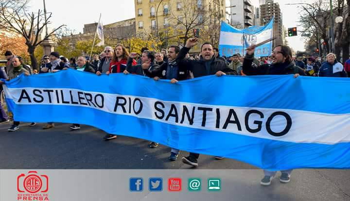 Urbanski_Fabian's tweet photo. #65AnivrsarioDelAstilleroEstatal En el día de su Nacimiento Tomamos Las Calles en Busca de Trabajo - Condiciones - Salario.- La Compuerta para La Armada Argentina se Tiene que Hacer en El Astillero Rio Santiago.- Basta de Negociados https://t.co/fuDmKIpOQt