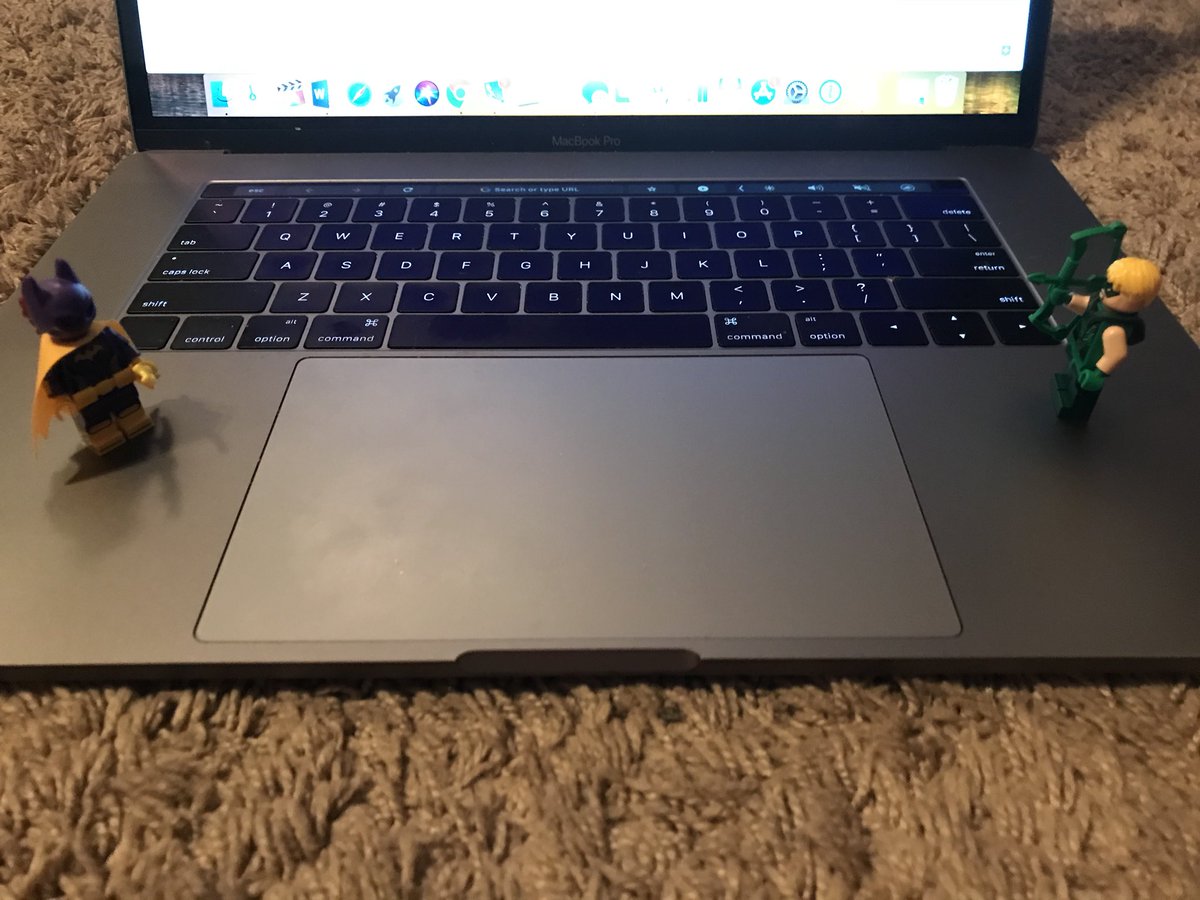 ThomasSanders's tweet photo. Babysitting while trying to scriptwrite... https://t.co/e8CF6v5Hlp