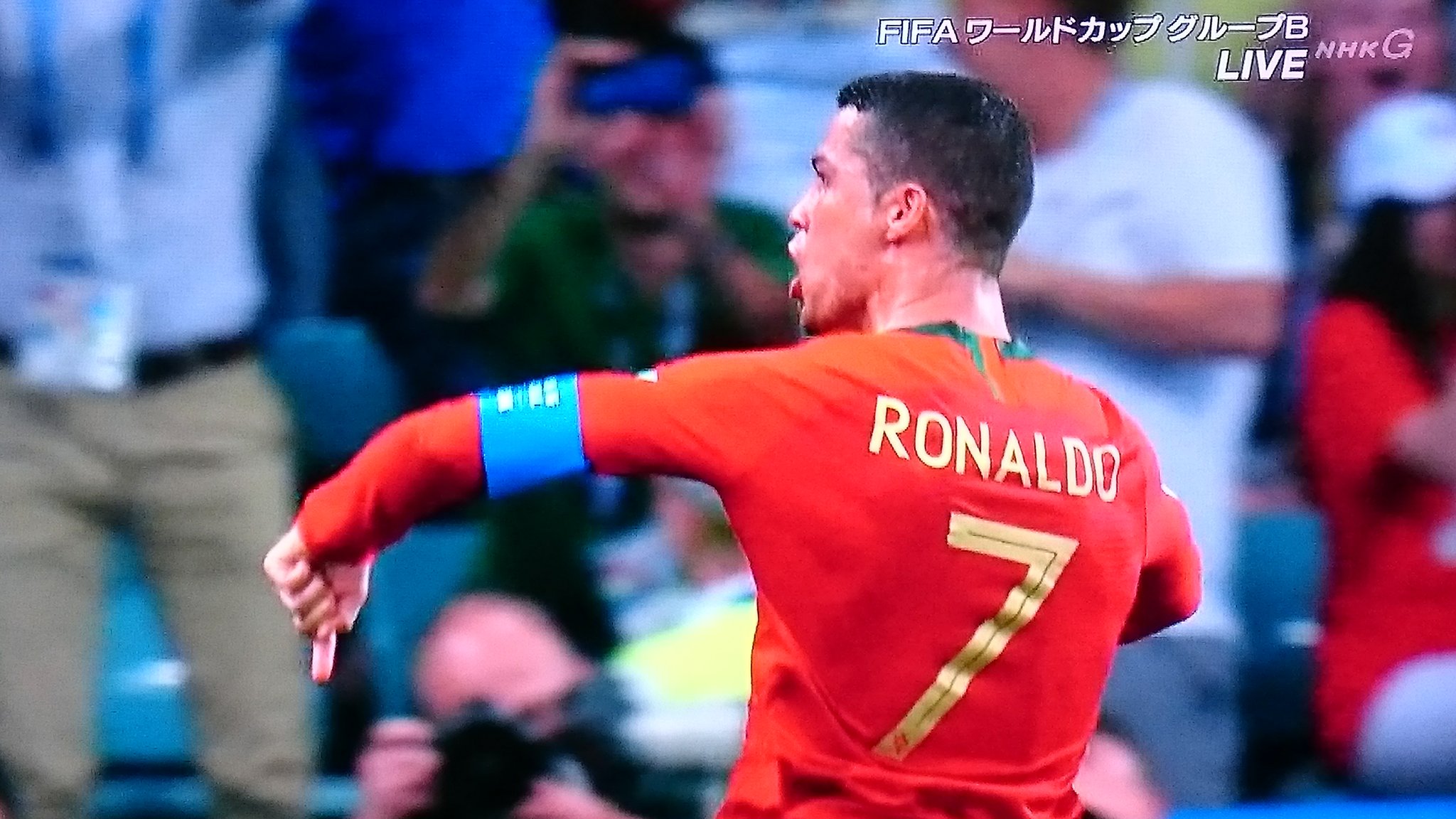 生活の設計 サッカー選手のゴール パフォーマンスで一番好きなのは人差し指で地面をグングン指差すコレ クリロナが3点取ってやるんだもん カッコ良すぎるよ 生活の設計 サッカー選手のゴール パフォーマンスで一番好きなのは人差し指で地面をグングン指差すコレ クリロナが3点取ってやるんだもん カッコ良すぎるよ