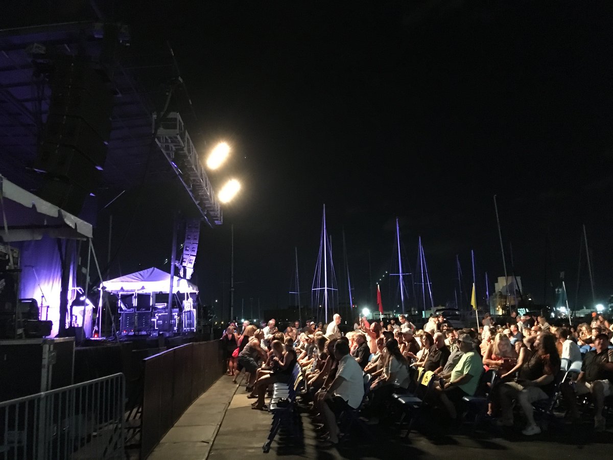 DABPhotos's tweet photo. It’s quite a lovely night to photograph a show at our #Portsmouth amphitheater! I like the boats floating in the harbor. #blackberrysmoke https://t.co/EH5D2WokNk
