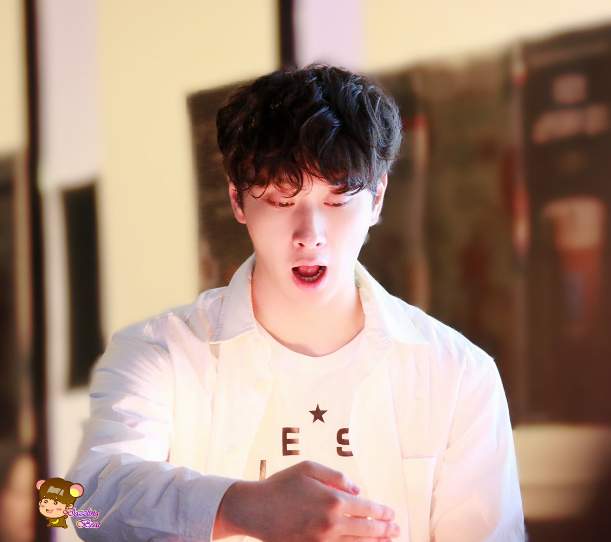 dazzlingbear211's tweet photo. Cute baby~~💜💜💜😊😊😊

#2PM #황찬성 #찬성 #Chansung #チャンソン #스모크 #SMOKE https://t.co/xpom5X0gB0