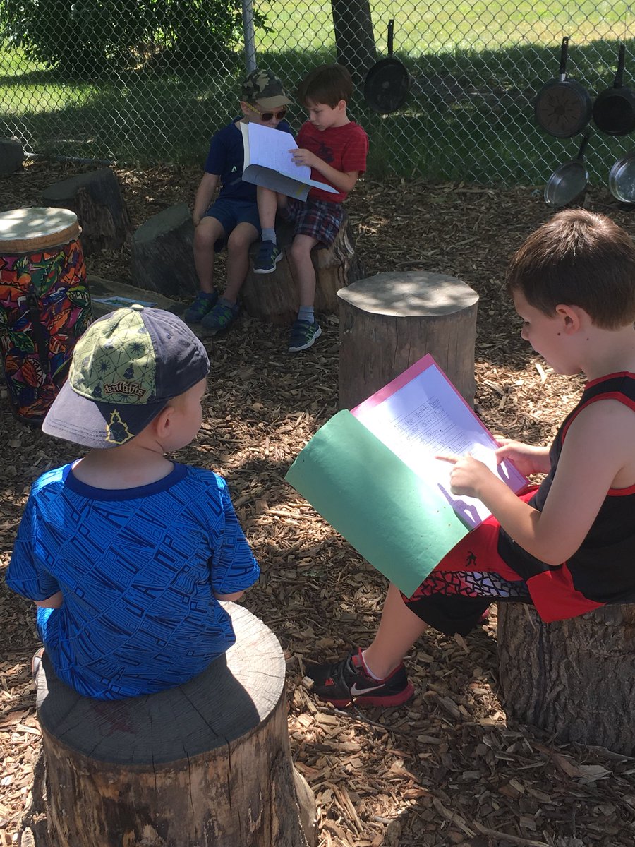 1_2Maling's tweet photo. We had so much fun sharing our published stories with Miss Taba’s kindergarten class today!  📚 https://t.co/Vaszkgg6Pg