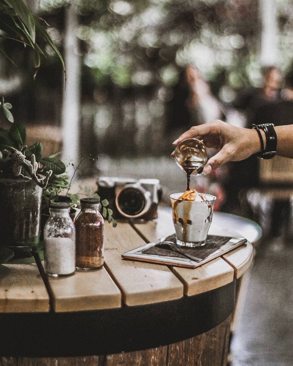 Menikmati Sabtu pagi bareng sobatmu, yuk! |BUKA 10AM| <a href="/wiskulAREMA/">Wisata Kuliner Malang</a> @NongkrongMalang <a href="/nakaMakan_MLG/">Jelajah Kuliner MLG</a> <a href="/malangkuliner/">Malang Kuliner</a> <a href="/kulinermalangID/">Kuliner Malang</a> <a href="/kuliner_/">Info Kuliner</a> <a href="/infomalang/">Info Malang</a> <a href="/CafeNgalam/">cafe malang</a> <a href="/mahasiswamlg/">Mahasiswa ½ Malang</a>