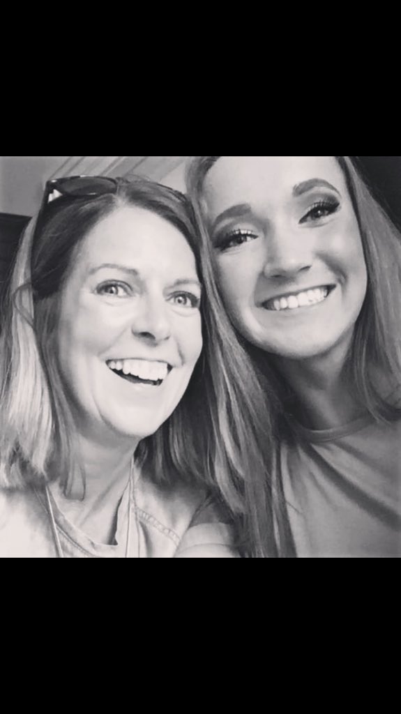 ShawnnaSim's tweet image. It’s never too late to say Happy Birthday to my sweet Caroline.  @car0linemanning