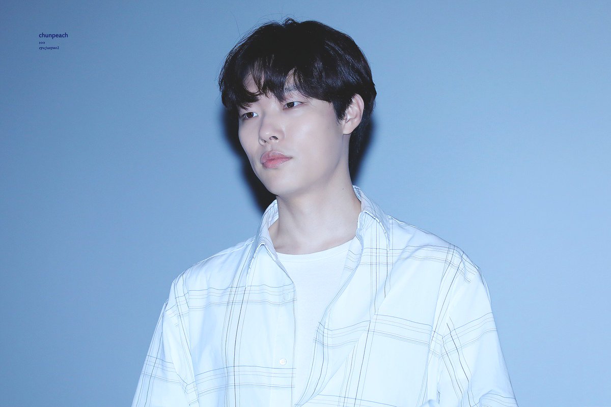 180522 #독전 무대인사 #류준열 ೭(˵¯̴͒ꇴ¯̴͒˵)౨
cfile27.uf.tistory.com/original/99F5B…
cfile26.uf.tistory.com/original/994A9…