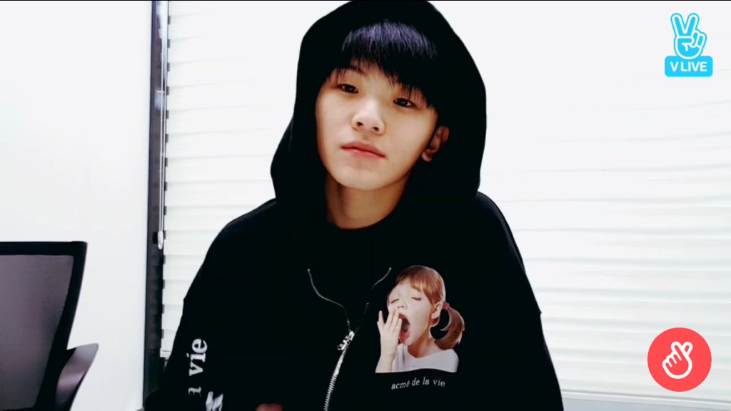 Soonhooon has matching hoodie and they both wear it during their bday vlive!! Isn't it the cutest? uwu