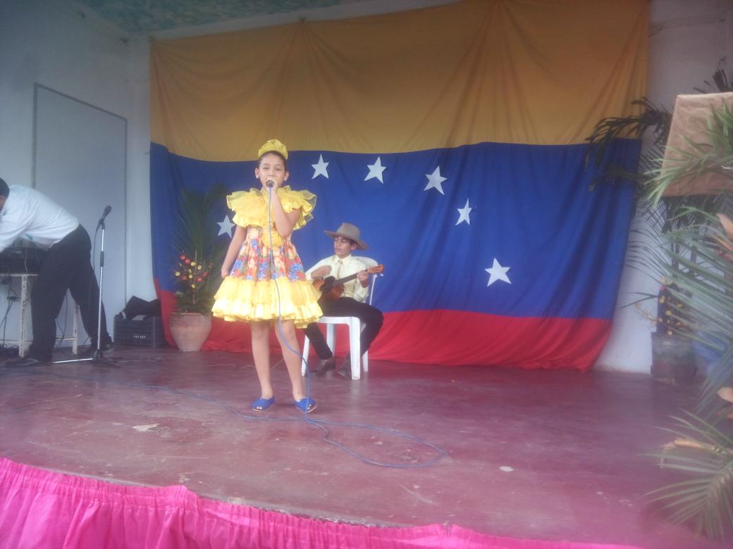 Festival folklórico Sabana, Río y Sol @munozeducguaric @zonaeducguarico1 <a href="/GuaricoCultura/">CULTURA GUARICO</a> @MPPEDUCACION