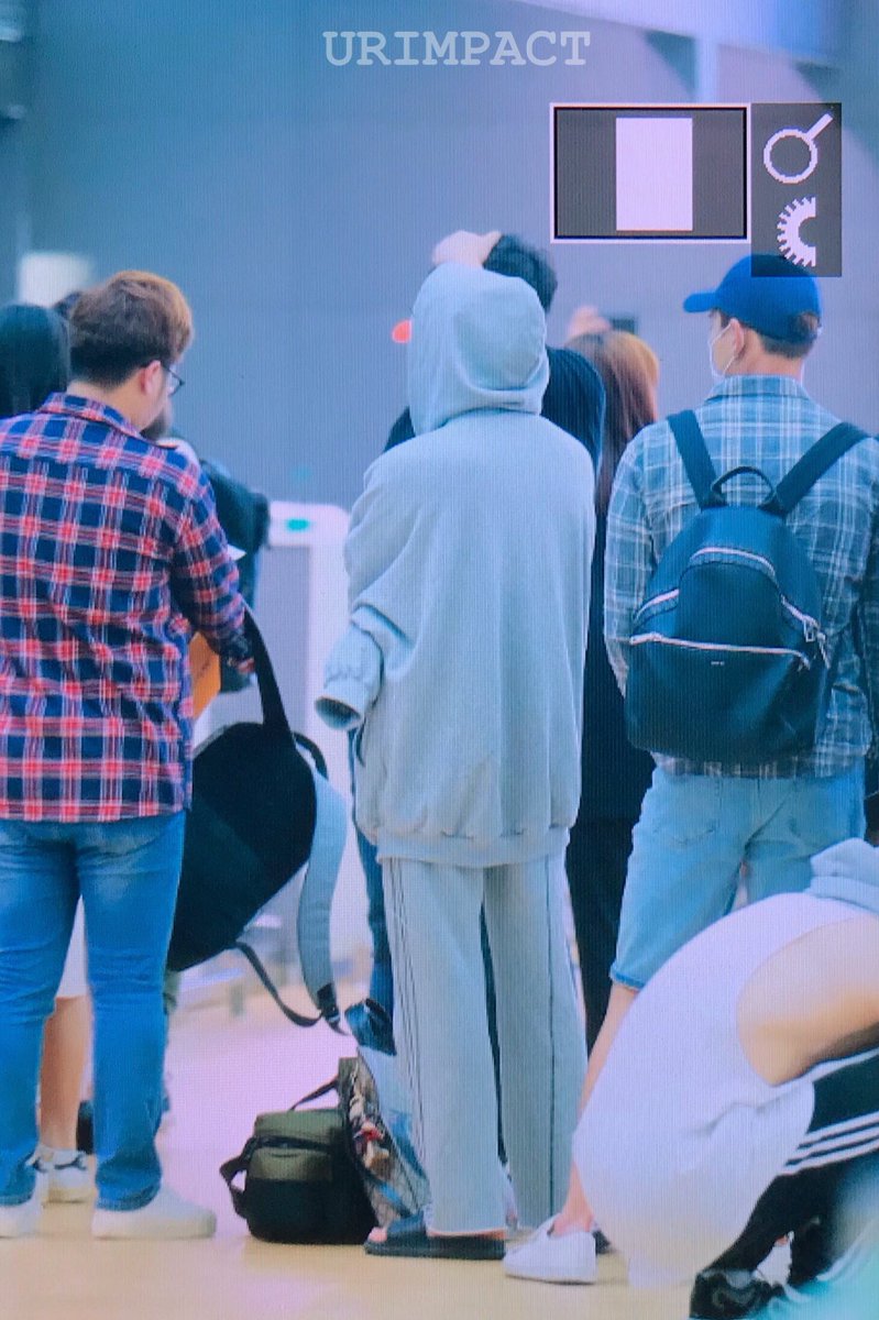 180616 인천출국 
#아이엠 #창균 #IM #몬스타엑스 <a href="/OfficialMonstaX/">몬스타엑스_MONSTA X</a>