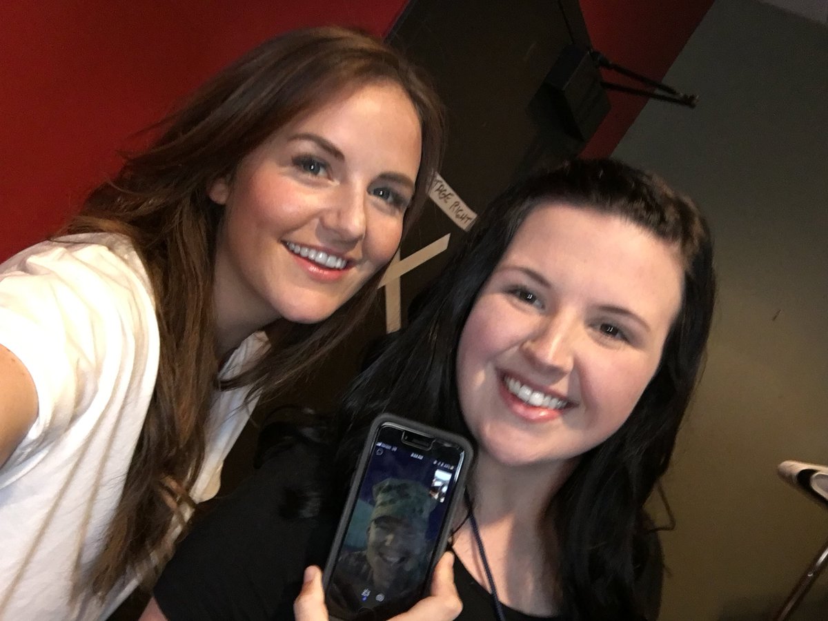 HunterReeves7's tweet photo. @KaileyDickerson @russelled thank you for letting me be apart of you guys’s night from across the world! I can’t wait to come see you next year on tour! @madisonreeves_ https://t.co/jHujzymegz