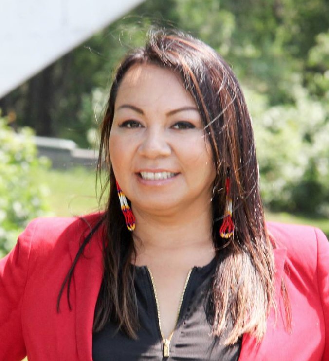 IndigPoli's tweet image. 4/ Sheila North @SheilaNorthMKO is Cree/Nîhithaw from the Bunibonibee Cree Nation in Treaty 5 Territory. She is first women and current Grand Chief of the Manitoba Keewatinowi Okimakanak indigpoli.blogspot.com/2018/06/indige… #AFNelection #AFNAGA2018 #AFNNC #mbpoli #cdnpoli #fnpoli