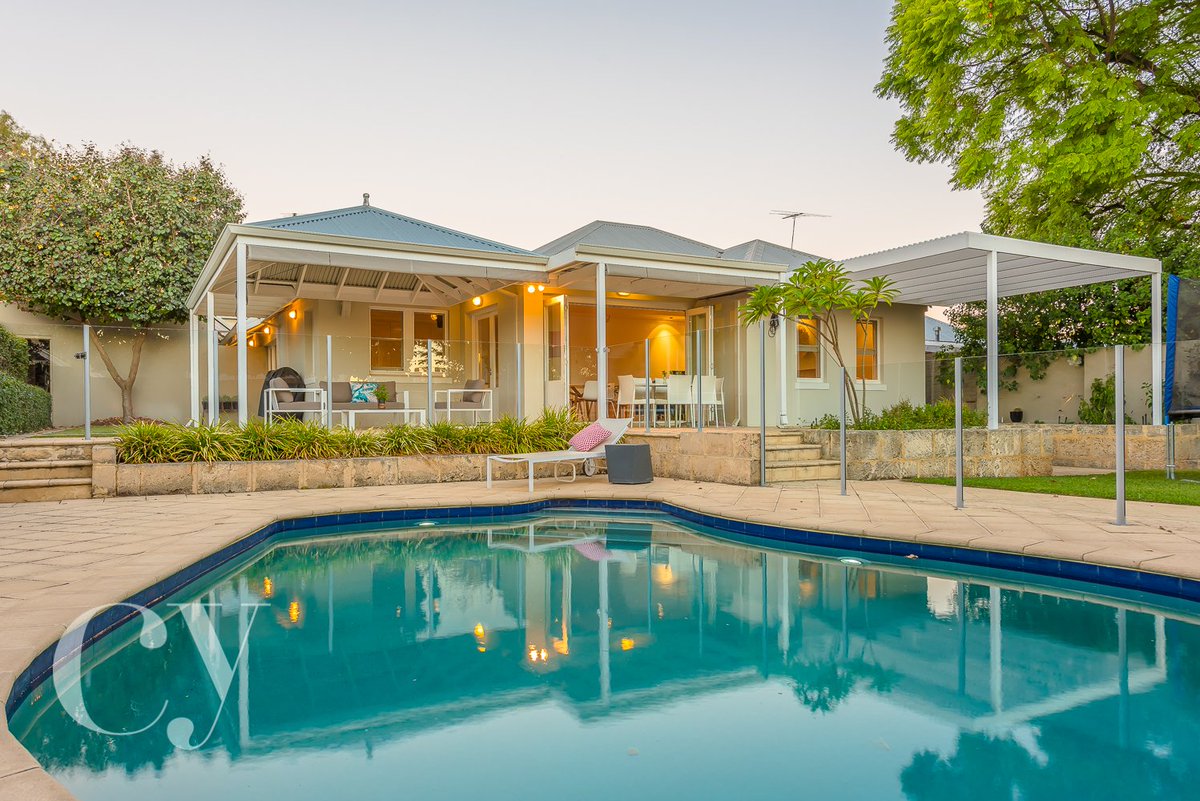 philghayes's tweet photo. 41 Blencowe Street, West Leederville - SOLD under the hammer for $1.985m! Congratulations to the buyers and the sellers! @CapornYoungEA #perthauctions https://t.co/LdFcrSDt28