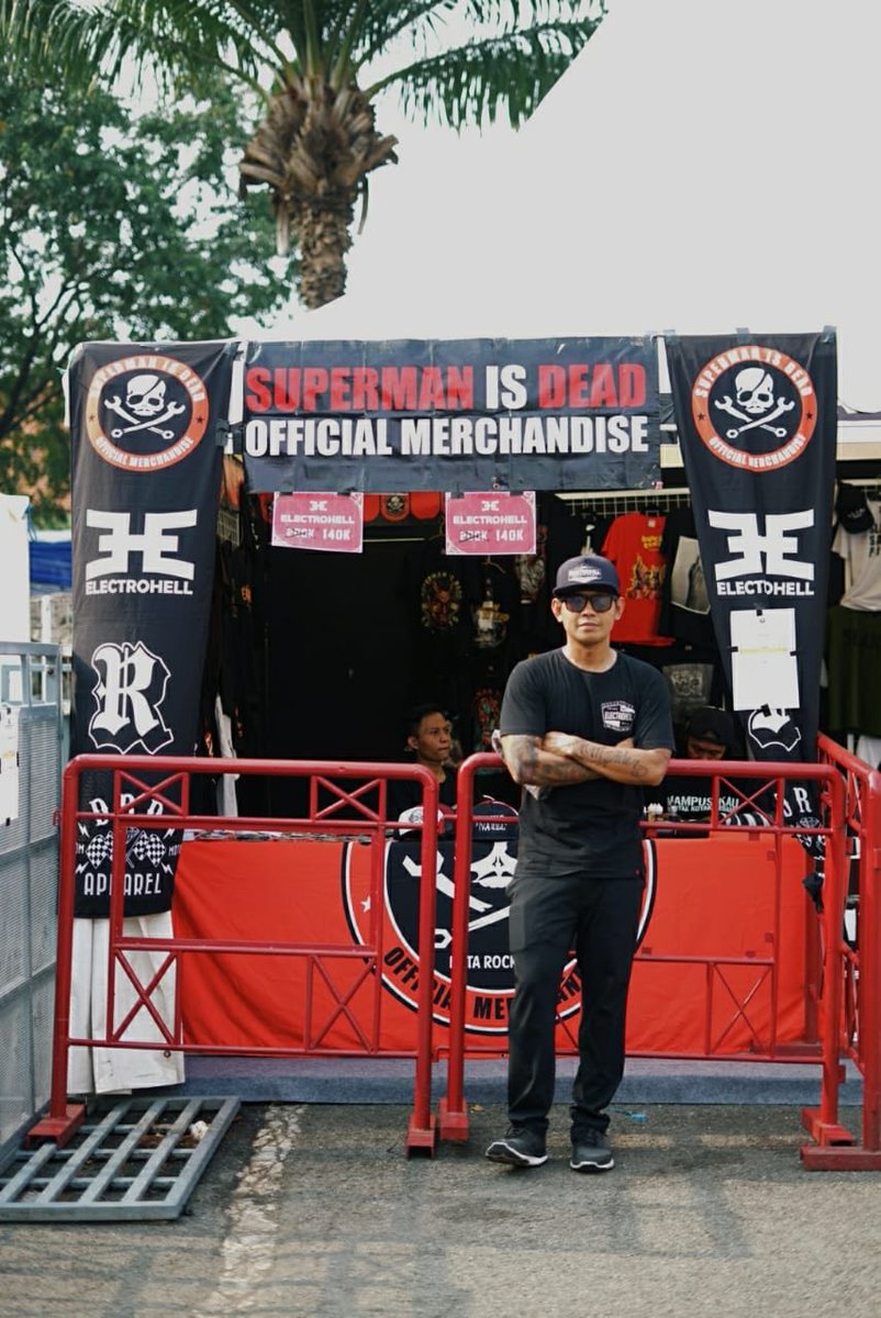 Jangan lupa besok 17 june 2018 ada <a href="/SID_Official/">SID</a> di PRJ Kemayoran.. akan ada HellDeal dari @ElectrohellBali disc 10% dari <a href="/xRMBLx/">.</a>  <a href="/SID_Merch/">SID_Merch (Official)</a> <a href="/DiamondRide/">DRD Apparel</a>