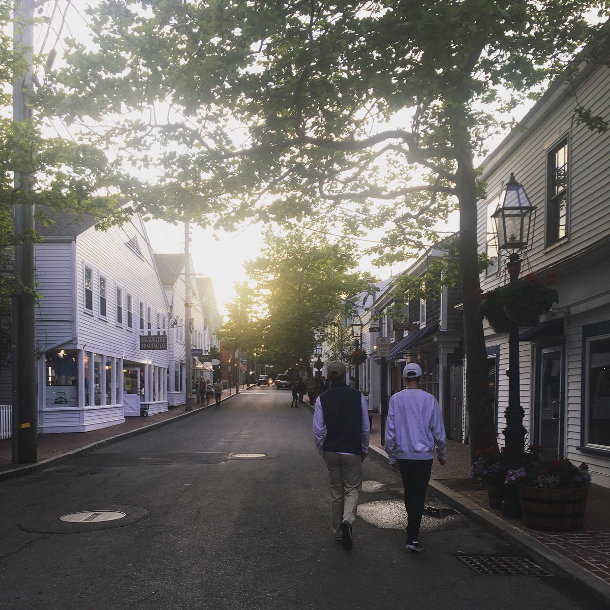 JulianaLoBiondo's tweet photo. Another beautiful evening in Edgarstown. We love it here #Edgarstown #MarthasVineyard https://t.co/qPy3PVBJjF