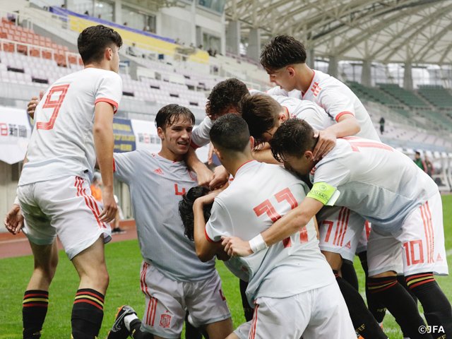 サッカー日本代表 スペインがパラグアイにpkで勝利 U 16インターナショナルドリームカップ18 Presented By 朝日新聞 Jfa Daihyo T Co Fkqn3jrzcy サッカー日本代表 スペインがパラグアイにpkで勝利 U 16インターナショナルドリームカップ18 Presented By 朝日新聞 Jfa Daihyo T Co Fkqn3jrzcy
