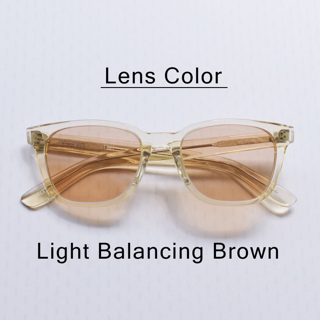 blincaoyama's tweet image. 暖かみのある自然なブラウンレンズは、余計な光のチラつきは抑えつつ、トーンを明るくしてくれます。雨の日のドライブなども快適に。
#thinglass#梅雨#オーエムジー株式会社 #大阪眼鏡硝子
Brand: THINGLASS（シングラス）
Model: TOKI
Frame color: CLEAR
Lens color: L.B BROWN
Price: ¥37,800-