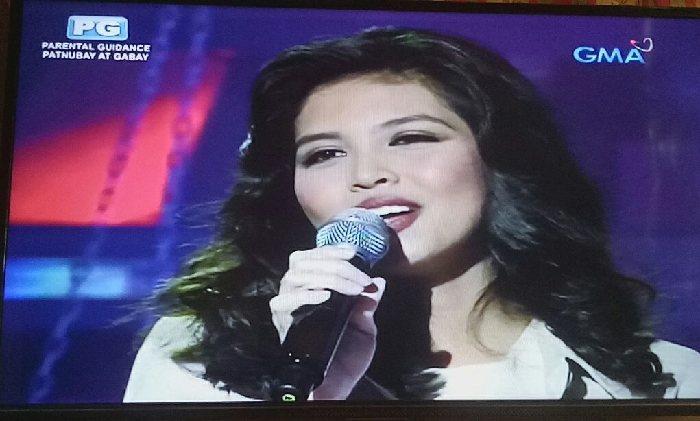 mainesadmirer's tweet photo. Mygad.. may pa kanta...may padrums pa.. 😍 @mainedcm. #MaineSingsWithBWBoys https://t.co/aarbYWxulJ