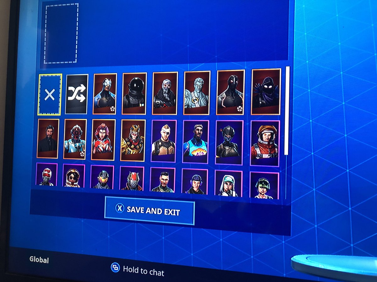 ShawnJerauld's tweet photo. Fortnite acc for sale or trade HMU if you want it Paypal and Xbox gift cards only https://t.co/Fkdv799u7u