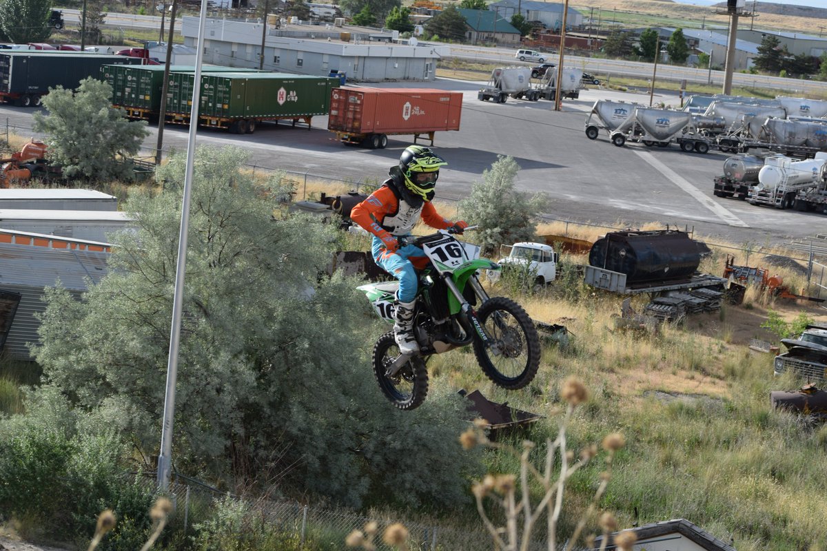 RMRSLC's tweet photo. Some shots from Friday's MX race. #RevUpTheFun #FinishFast #RMR #Motocross #MXlife https://t.co/Y7ZaFAl5pC