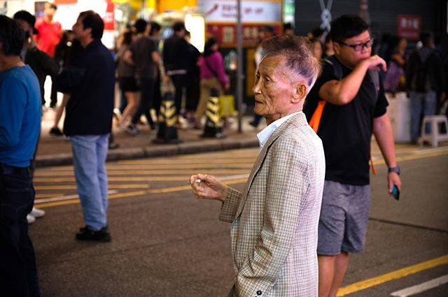 eric_eigner's tweet photo. Hong Kong, 2018
#ericjohneignerphotography #hongkongstreetphotography #hongkongportrait #hkstreetphotography #streets_storytelling #challengerstreets #lensonstreets #streetportrait #streetphotographers #streetview #streetleaks #wearthestreet #streetdream… https://t.co/XfgFV43fgI https://t.co/OXtPqdHu4r