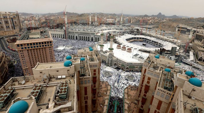 WMILofficial's tweet photo. Eid Celebrations At Mecca #unity #unityamongmuslims #love #Islam #life #Peace #EidulFitr #EIDCelebration #MRXOX #Mecca https://t.co/NC0MHjXHaS