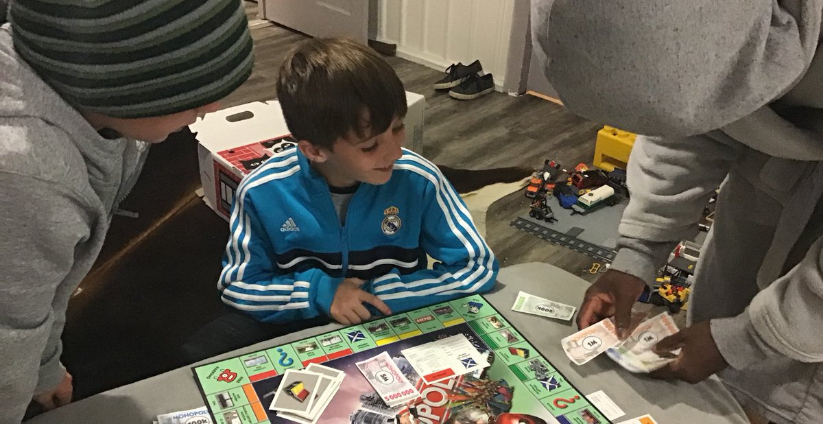 TheBroShowAU's tweet image. Just people playin’ Monopoly. Nufin’ suspicious...