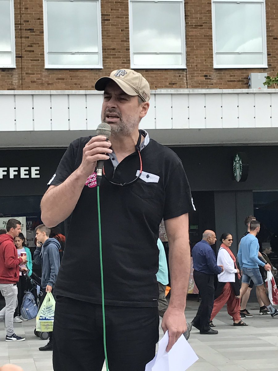 JamesTomEllis's tweet photo. Headteacher Graham Robson says parents must contact #Crawley MP @HenrySmithUK and demand that he steps in to #SaveTBCC and stop #SchoolCuts @NEUnion https://t.co/9BwyQNJ5Yy