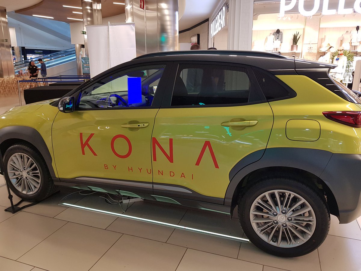 KeybladeRap's tweet photo. El coche de @FolagoR https://t.co/FOveF6hRVU