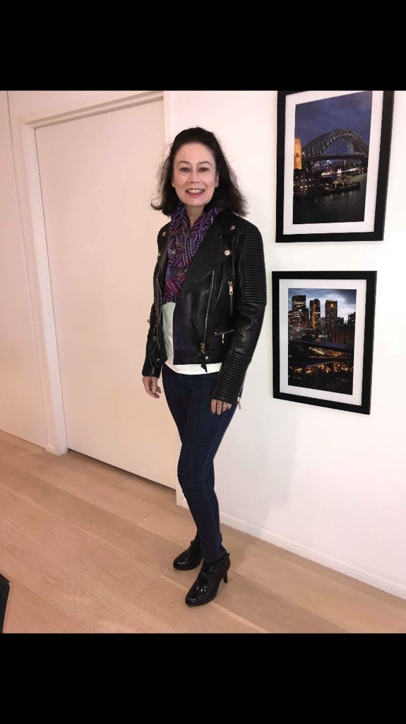 kevindenimuk's tweet photo. Lovely Lisa Dawson wearing her Kevin Denims in Sydney today! 😊👍❤️#kevindenim #inmykevins #jeans https://t.co/IteySfDPHq