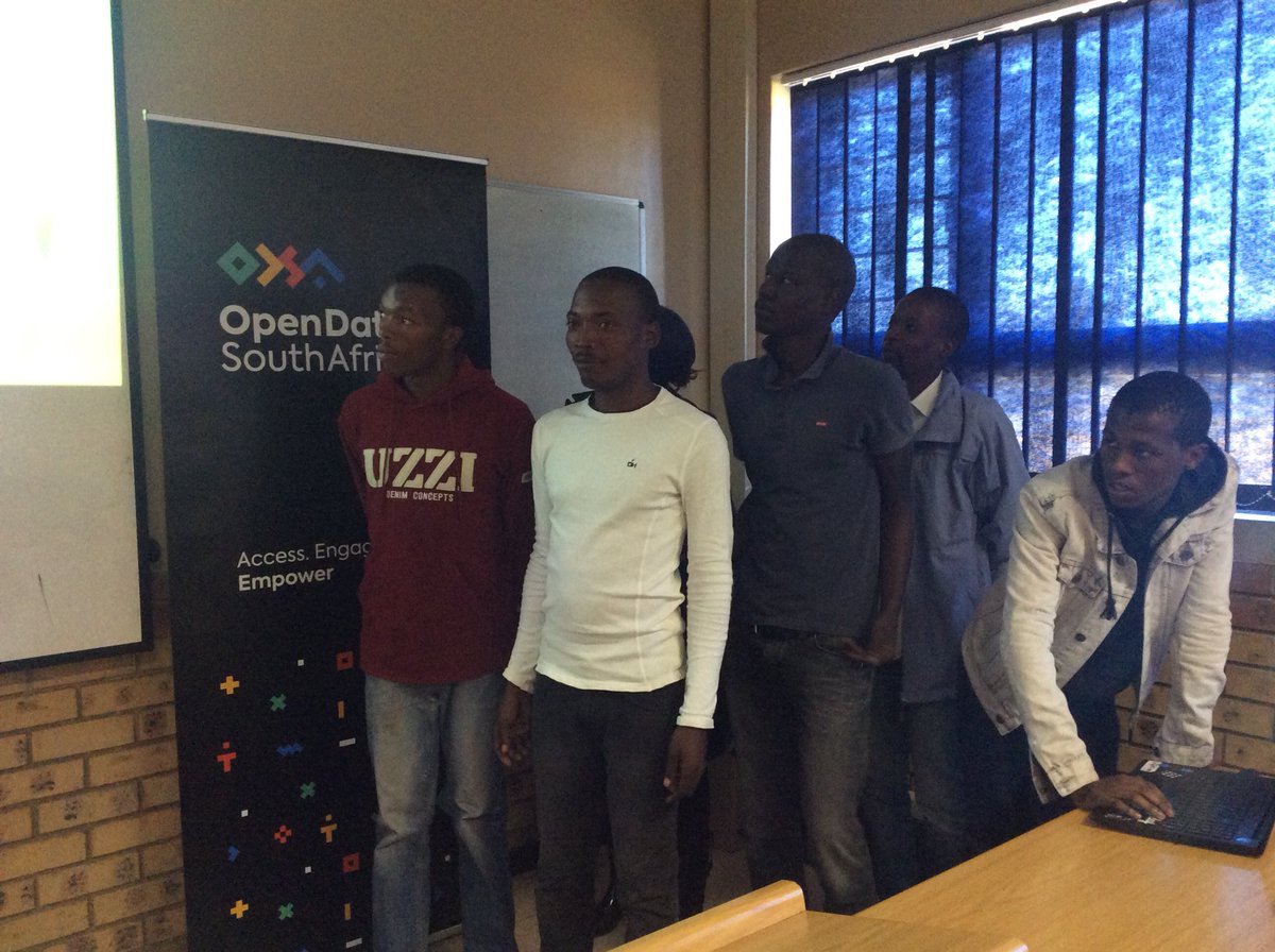 TiyaniTee's tweet photo. Team Shosholoza takes stage to present their solution. #AirQualityHack @OpenDataZA https://t.co/a00qb6O0aJ