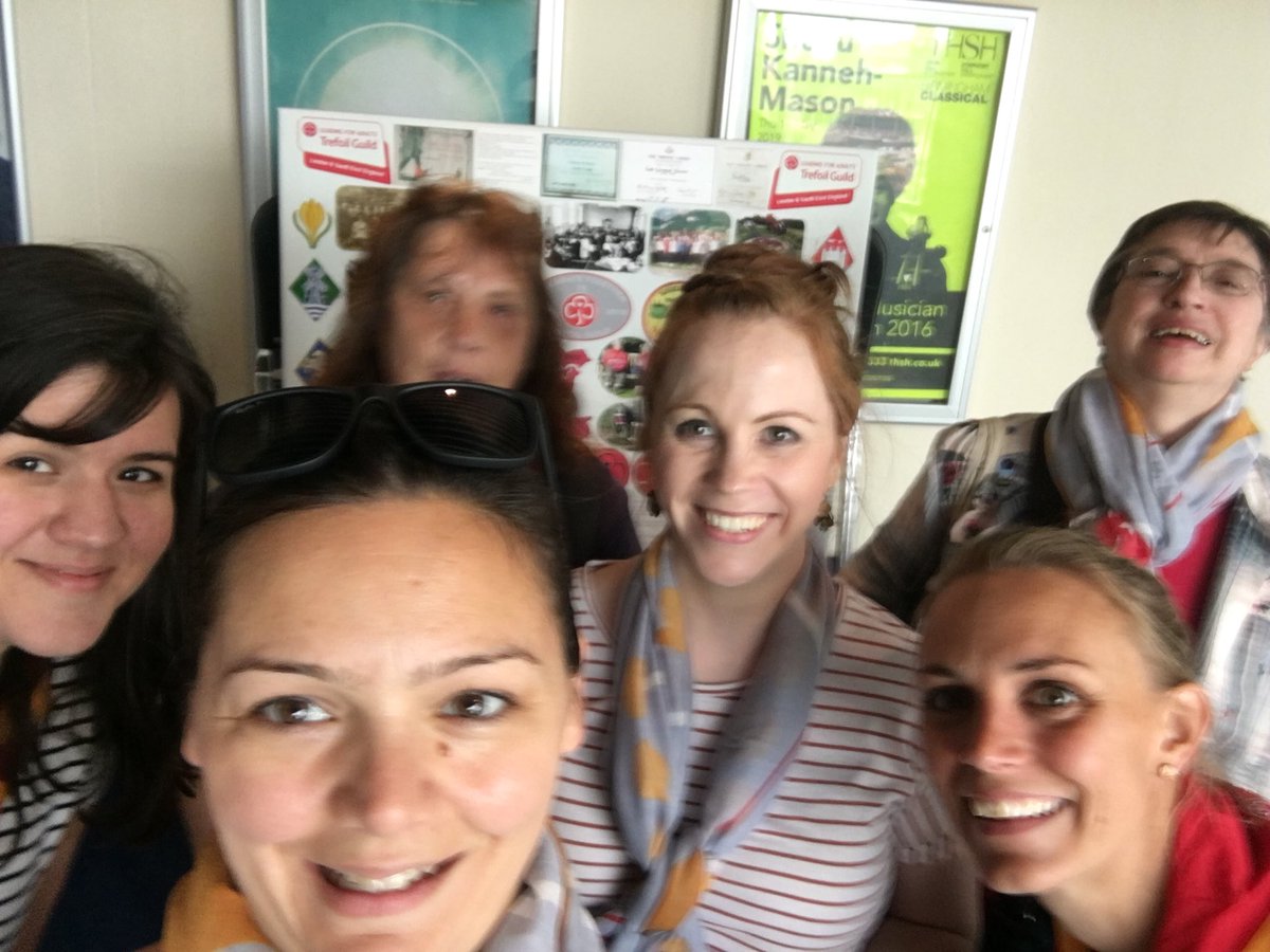 AvidAdventurers's tweet photo. We’ve found the @Guiding_LaSER #trefoil stand @TrefoilGuild #TrefAM18 👍🏼 https://t.co/MlJ5njK9Lz