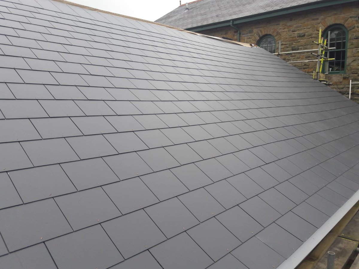 Another happy customer this week with their new slate roof supplied and installed with our in house local tradesmen just outside Caerphilly South wales

We specialise in roofing from minor repairs to complete roof replacements  TEXT OR WHATSAPP US ON 07976 741 770 😀😀