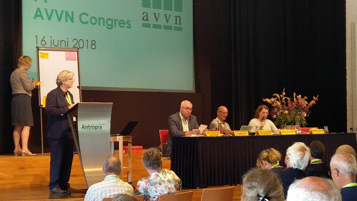 71ste congres, terugkoppeling uit de werkgroep <a href="/AVVN_nl/">AVVN samen natuurlijk tuinieren</a>