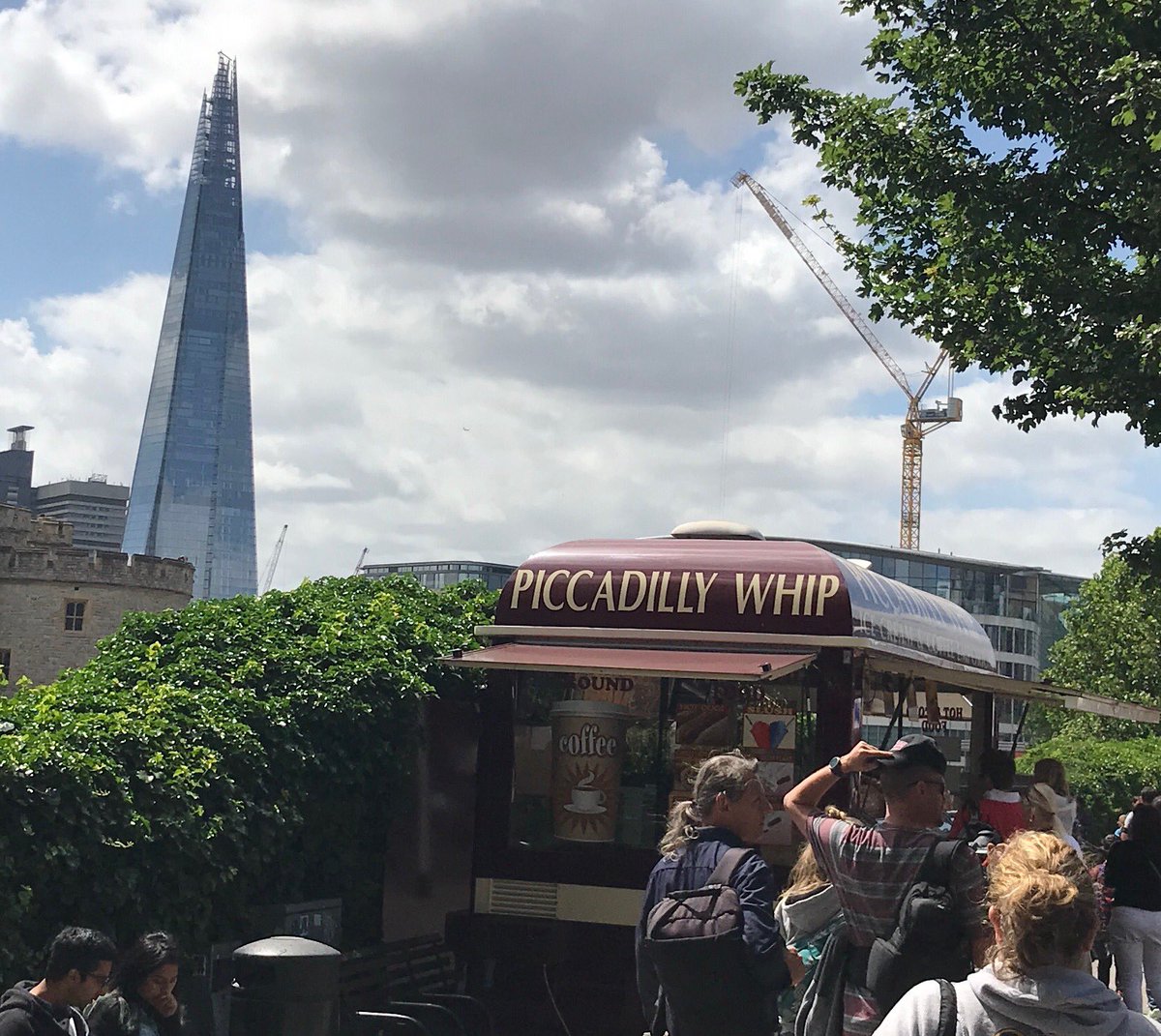 nettyjoseph's tweet image. Did ⁦@gomeztheband⁩ name ‘Whipping Piccadilly’ after eating ice cream here?