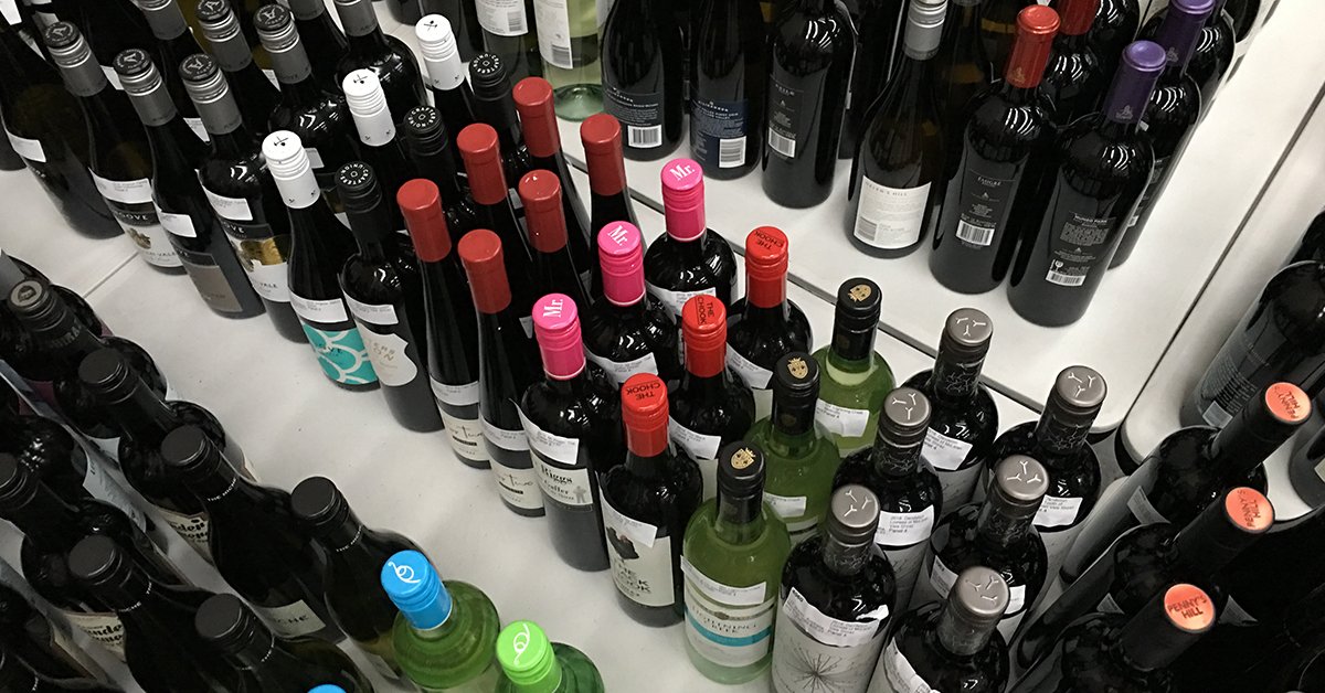 MelbIntlComp's tweet image. #MIWC2018: Deadline to enter #wines is tomorrow - Don't miss out! Register your last minutes wine entries here buff.ly/2G9TrZI 

#Redwines #CabernetFranc #CabernetSauvignon #Carmenere #GrosVerdot #wine #sommelier #awards