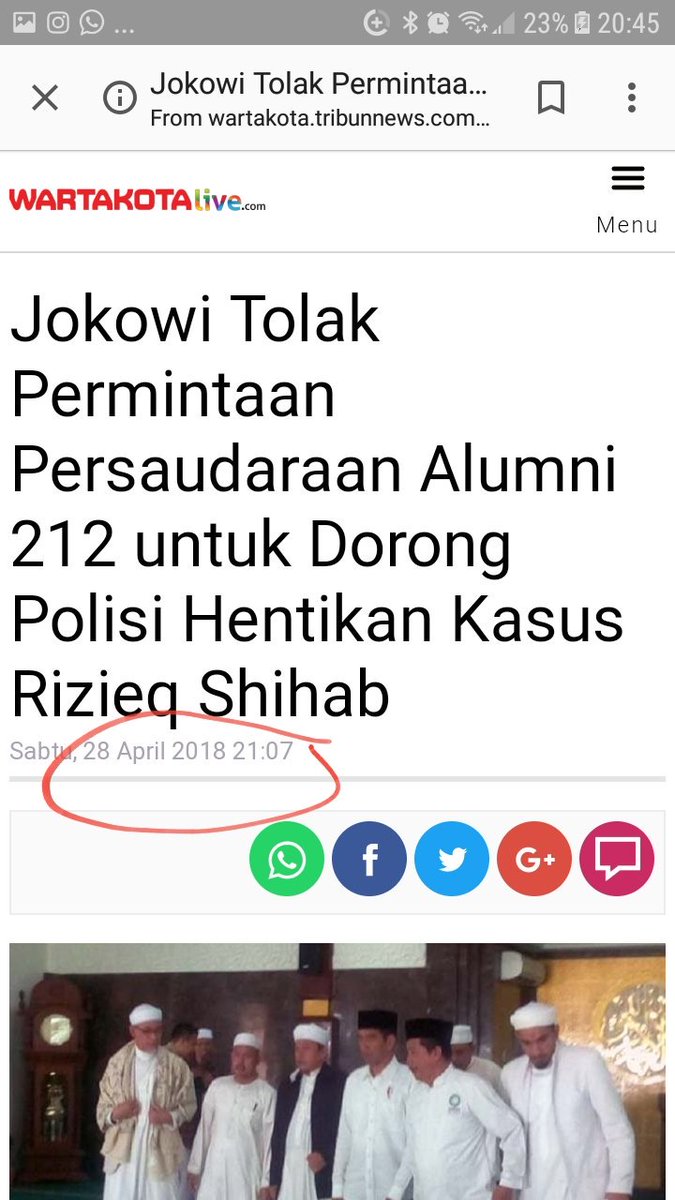 DaimahT's tweet photo. @Manroeunited @RaineMbleketek @PartaiSocmed @jokowi @mohmahfudmd rizieq mengklaim bro,,rizieq berbohong,,supaya dapat duit banyak untuk merecoki INDONESIA,,ada kerjaan untuk demo,, https://t.co/aNVqisHpKp