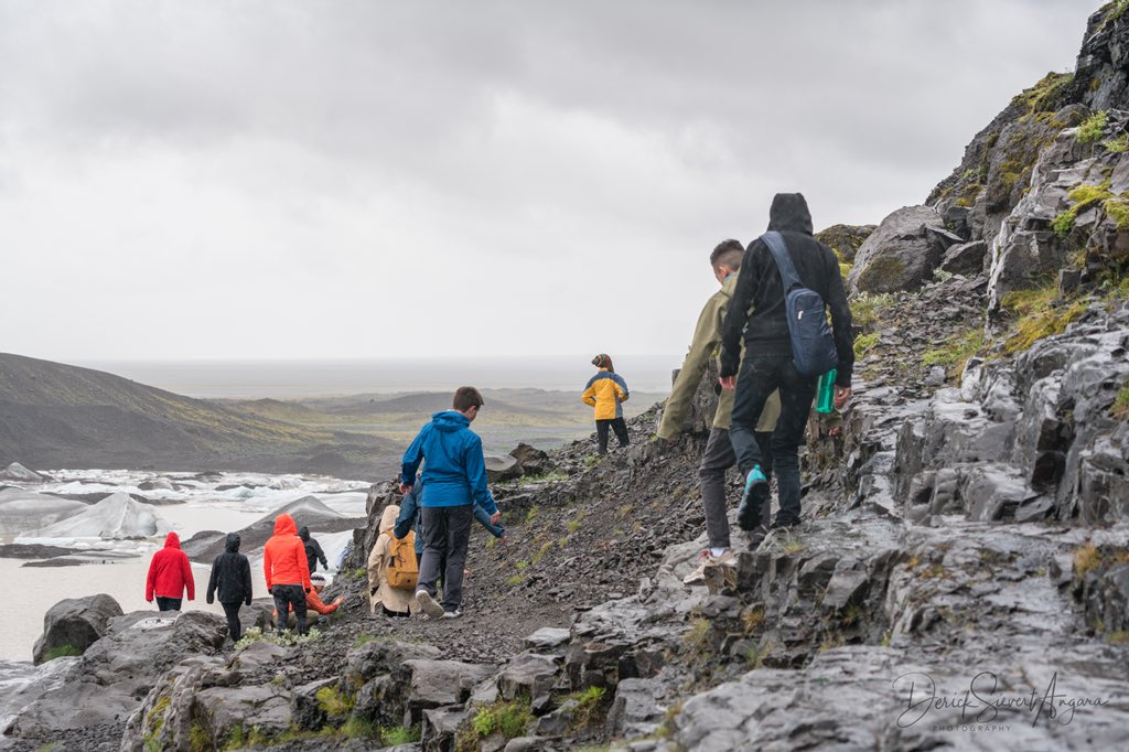 WeGoDirBrittan's tweet photo. Exploring the glaciers...land and ocean #SaintsinIceland https://t.co/hw2E0dbA1v