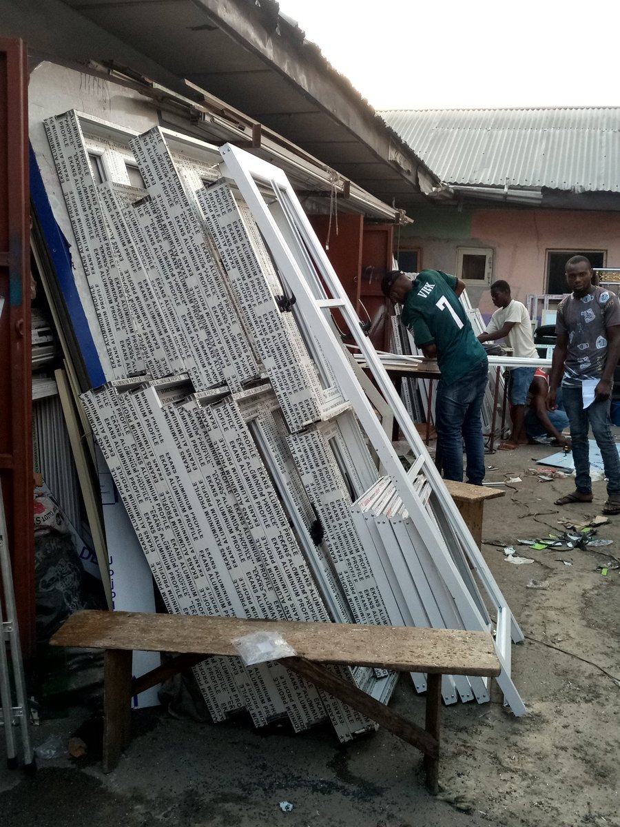 SmartD18585506's tweet image. Maintain your solid budding with quality material,/ we give you all kind of designer you need........#SmartD aluminum#. #