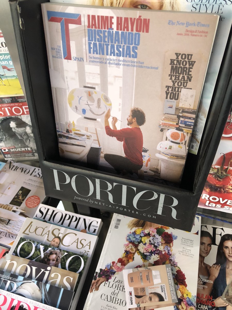 ArodSpainMedia's tweet photo. En este quiosco @tmagazinees va de okupa y se ha colado en el expositor de @PORTERmagazine @JaimeHayon @spainmediaes https://t.co/3V47BVaSC9