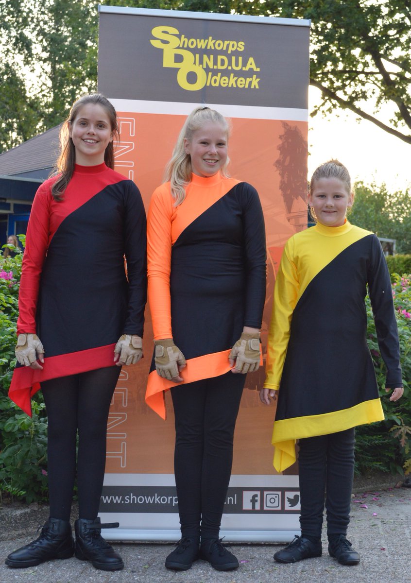 Showkorps DINDUA tweet media