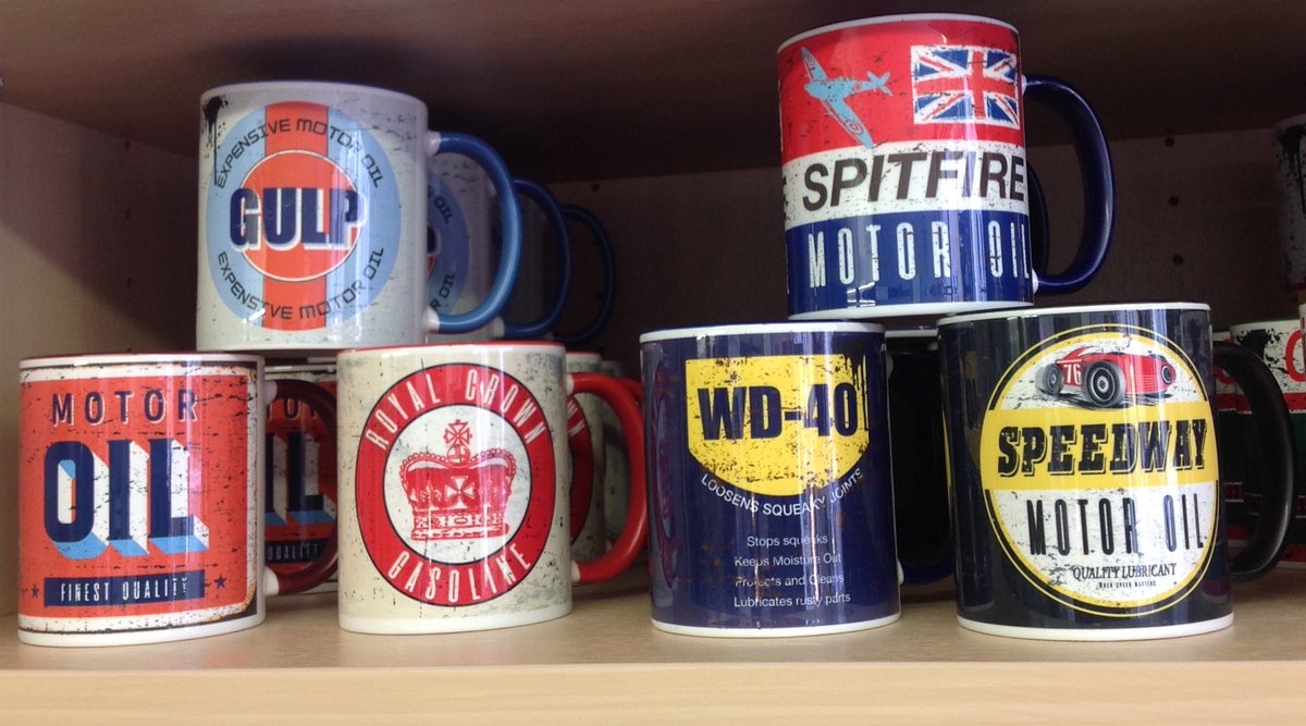 Foxy Ladies tweet media