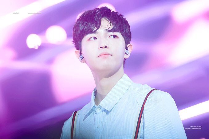 AdoreYou_930's tweet photo. #PRODUCE101FINAL 

改めて一日一日がものすごく大切なんだ

贈り物のような日々
毎日毎日が記念日みたいだ
．

太陽のように明るく月のように輝く
強くて優しくて美しい11人の少年たち💍

WANNA ONEになって１年！！！！
貴方たちに出会えて幸せですとっても����

大切です 大好きです https://t.co/4kQ6IFef0j